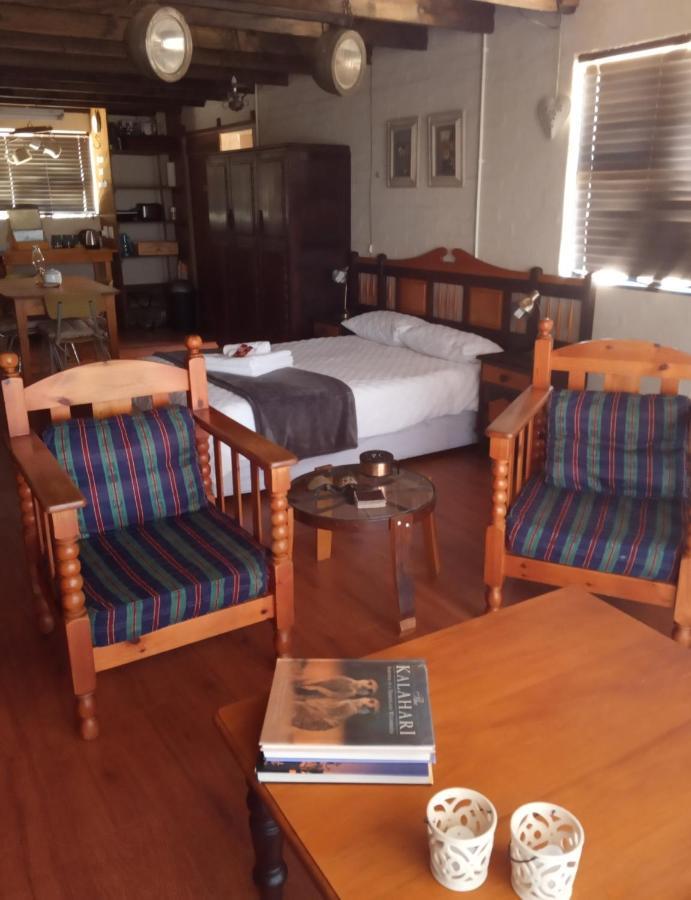 Apartamento Pureplaas Self Catering Volmoed Oudtshoorn Klein Karoo Exterior foto
